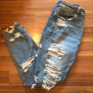 NEW THIS SEASON: American eagle stretch mom jean.